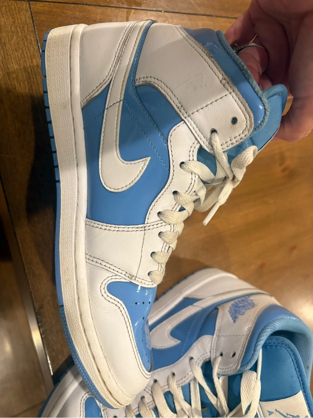 Air Jordan Mid 1 Retro blue size 8